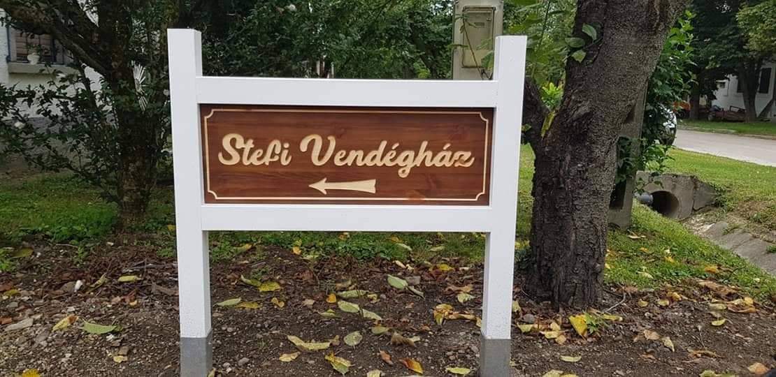 Reklámtábla