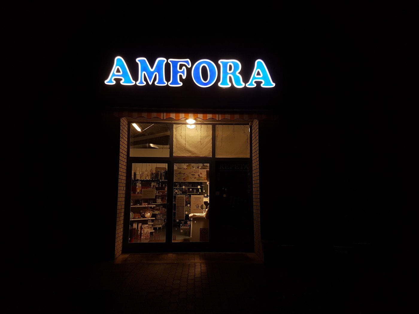 Világító reklám